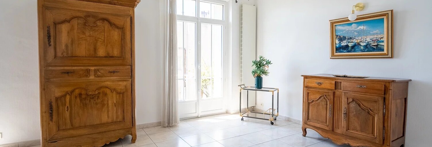 Appartement 4 Pièces 111 m² à louer à Marseille 8 (13008)