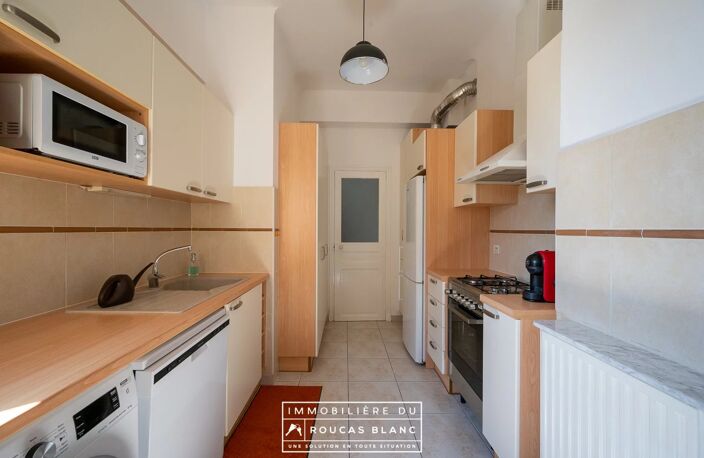 110 m2 - EXTERIEUR - CARRE D'OR - TRAVERSANT — photo 4