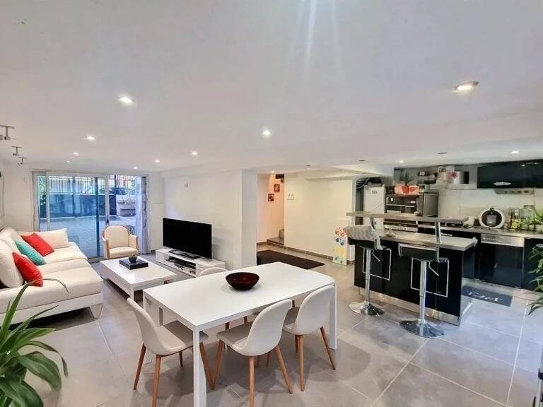 MAISON FAMILIALE AVEC STUDIO INDÉPENDANT ET JARDIN – IMPASSE CALME À VILLEMOMBLE — photo 1