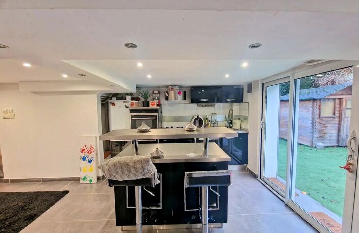 MAISON FAMILIALE AVEC STUDIO INDÉPENDANT ET JARDIN – IMPASSE CALME À VILLEMOMBLE — photo 2