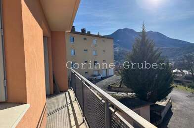 Appartement 4 pièces 97900 €