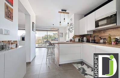 Appartement standing en rez-de-jardin, parking, garage — photo du bien