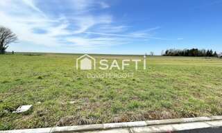 Terrain  707 m² à vendre à Cravant (45190)