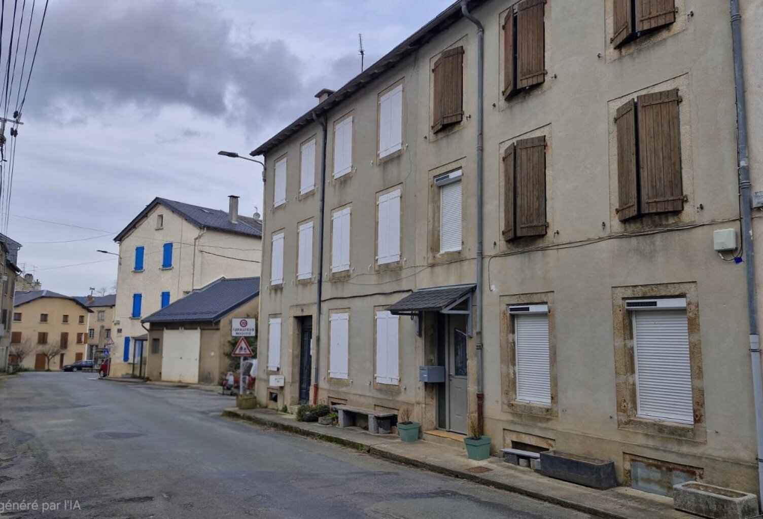 Maison de village avec garage sur terrain à 150m — photo 1