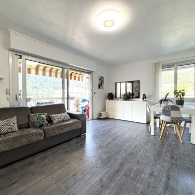 Appartement 4 pièces 345000 €