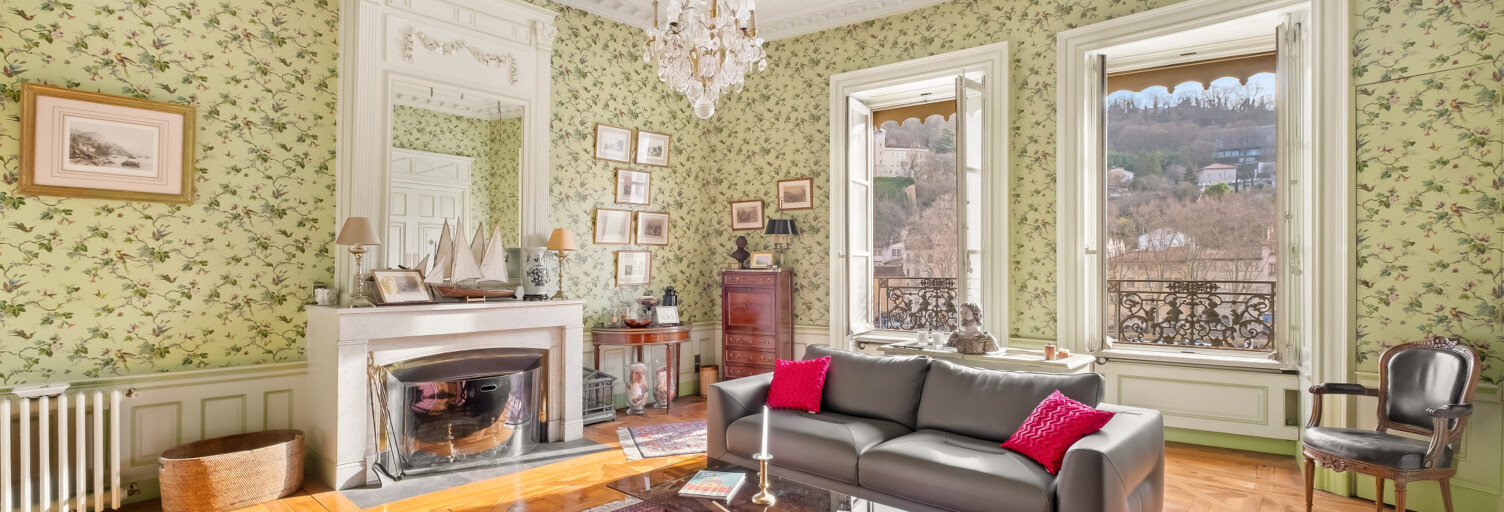 Appartement 6 Pièces 180 m² à vendre à Lyon 1 (69001)