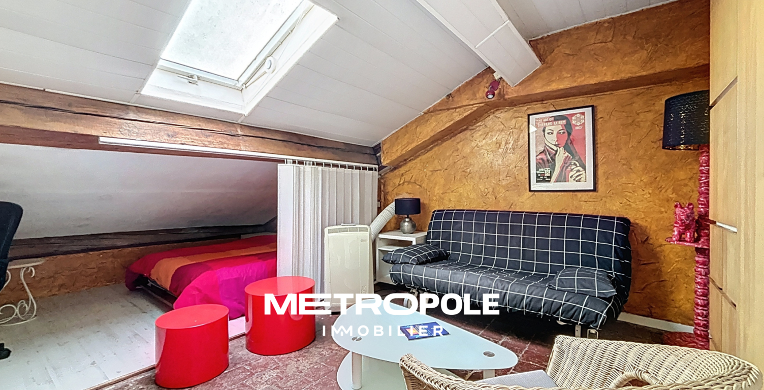 Studio 35 m2 au sol avec grenier   Cours Lafayette — photo 1