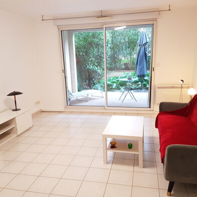 Appartement 2 pièces 940 €