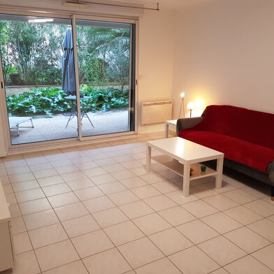 Appartement 2 pièces 930 €