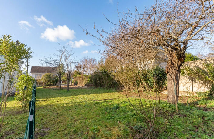Terrain à bâtir 360 m2   Tours Nord   Rue des Bordiers — photo 2