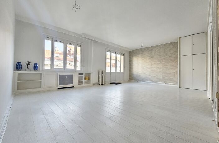 Vente appartement 3 pièces 87 m² Saint-Étienne (42000) — photo 3