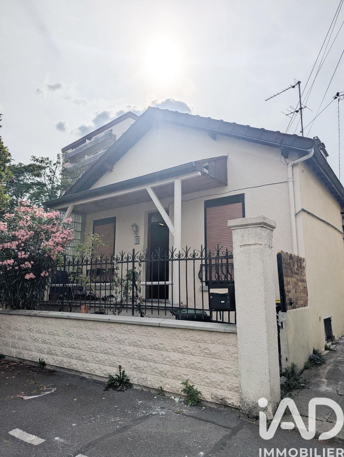 Le Blanc-Mesnil - 82m² - 4p. - 3ch.