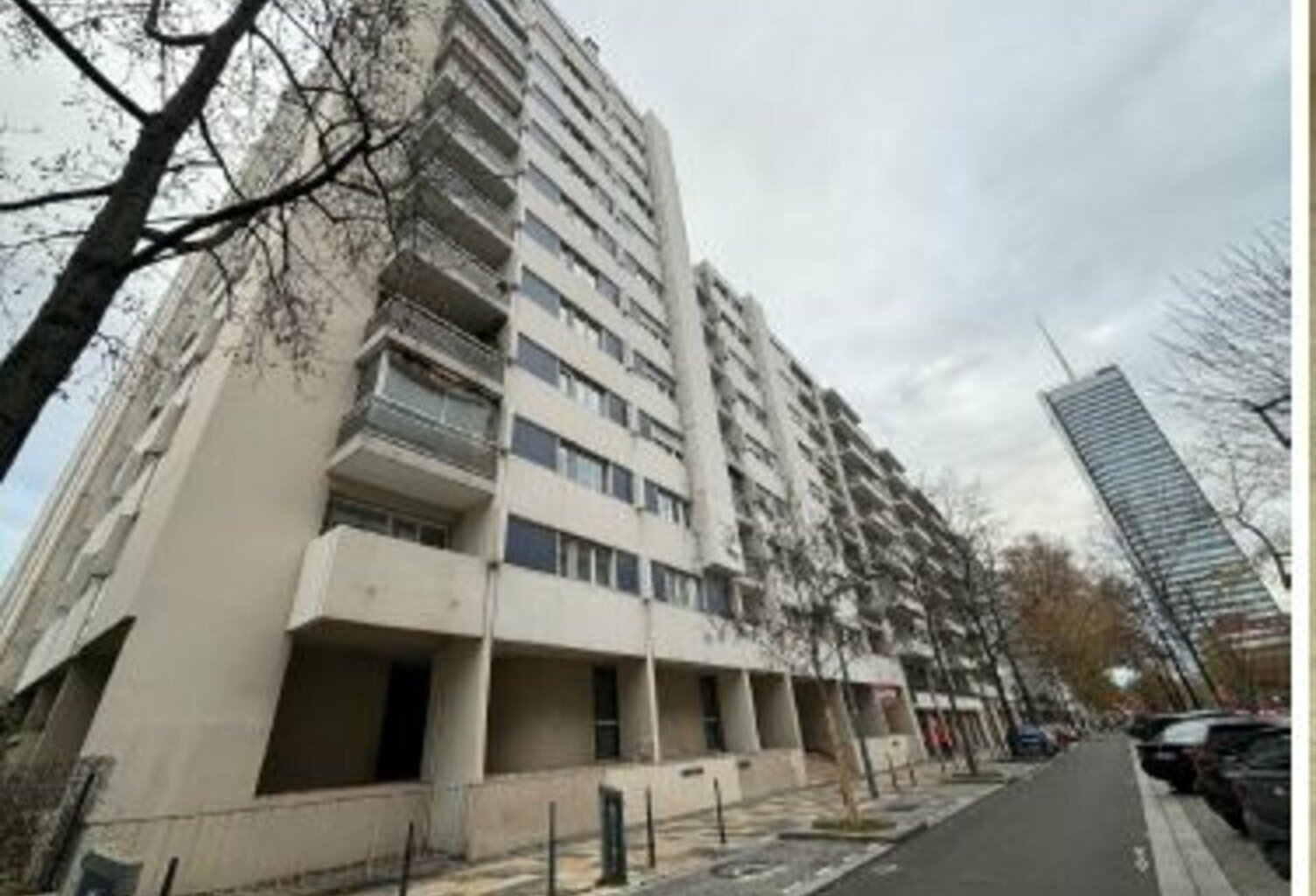 BUREAUX à LOUER — photo 1