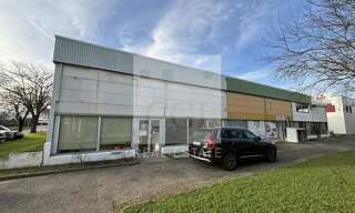 Commerce  200 m² à louer à Corbas (69960)