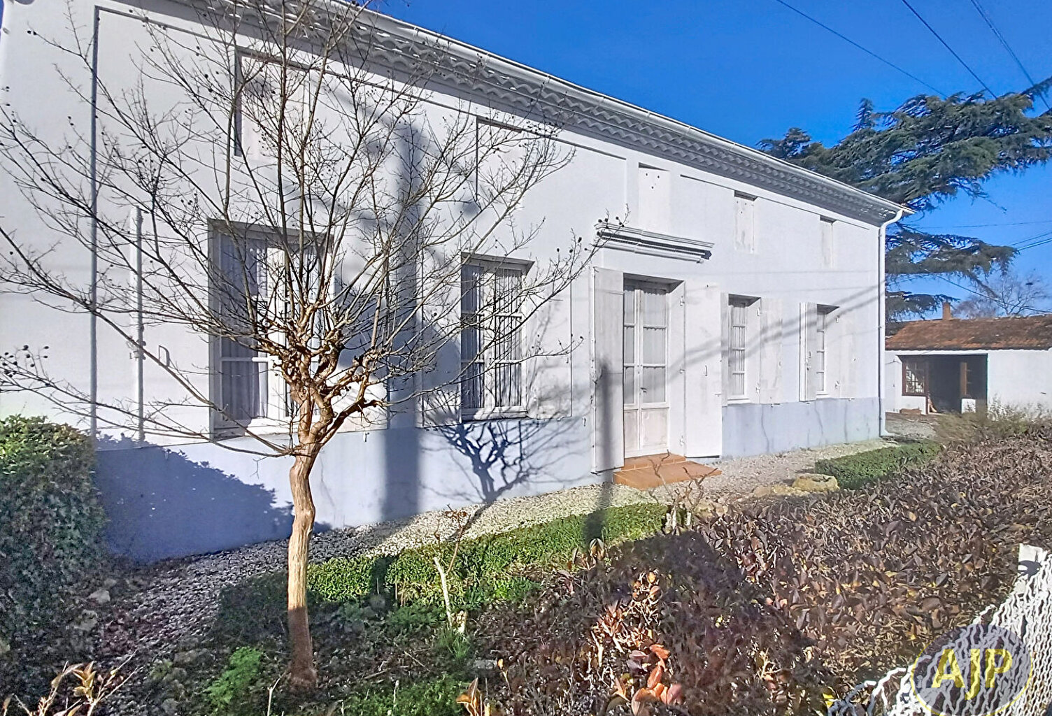 Maison familiale avec dépendances sur Bégadan ! — photo 1