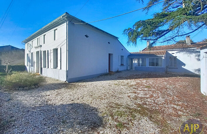 Maison familiale avec dépendances sur Bégadan ! — photo 2