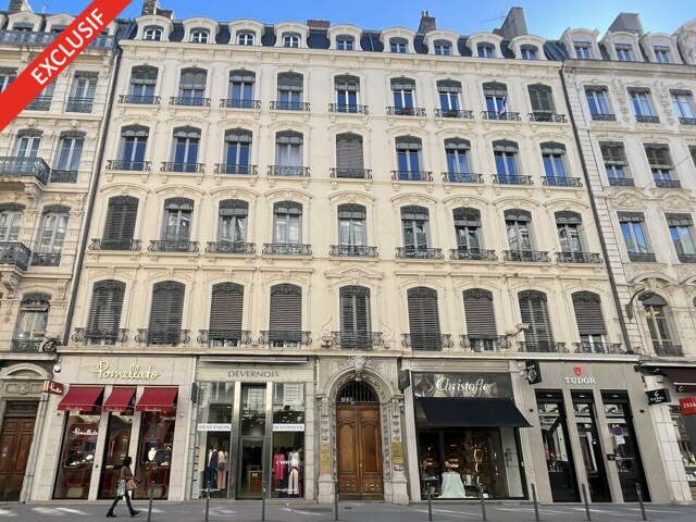 BUREAUX / SHOWROOM à LOUER — photo du bien