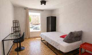 Appartement 5 Pièces 65 m² à louer à Bron (69500)