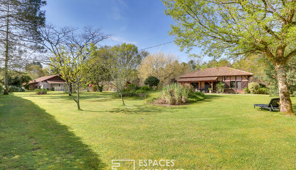 Villa / Maison 10 pièces  à vendre Magescq 40140