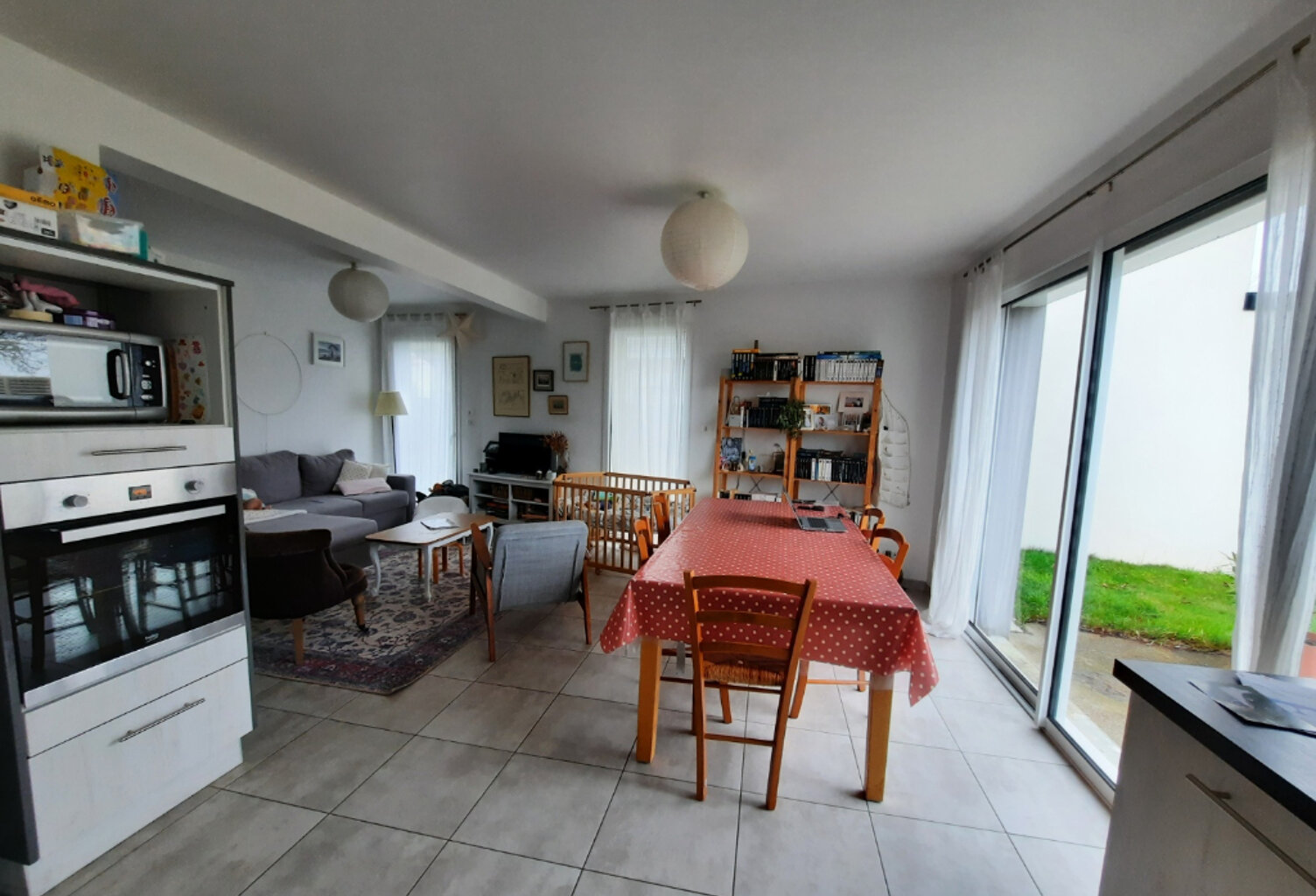 PLEIN BOURG DE ST MARS DU DESERT PROCHE ECOLE ET COMMERCES SECTEUR VERDIERE — photo 1