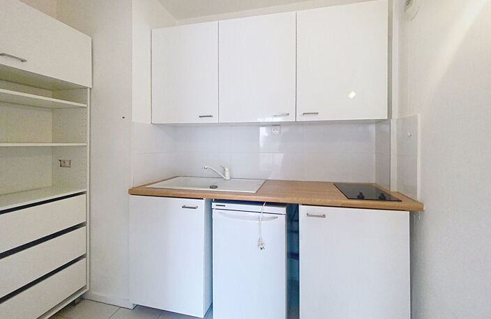 AVENUE CAMUS - RÉSIDENCE SENIORS : T2 de 41 m² avec Cave — photo 3