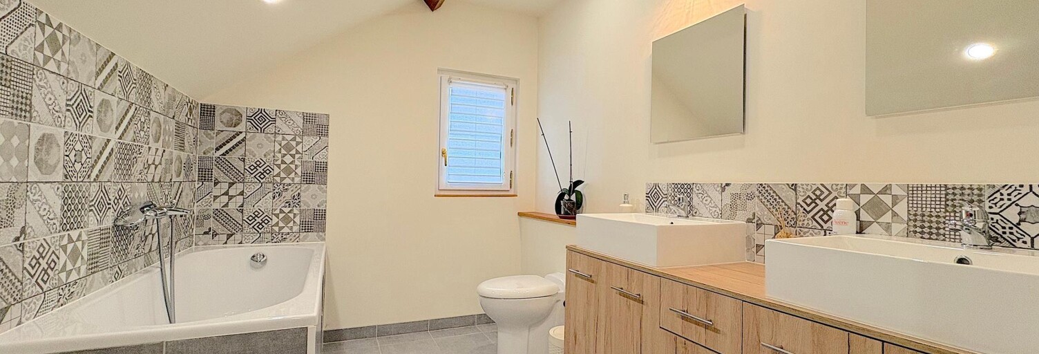 Maison 5 Pièces 170 m² à vendre à Mur-de-Barrez (12600)