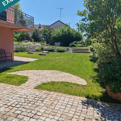 Maison 8 pièces 260000 €