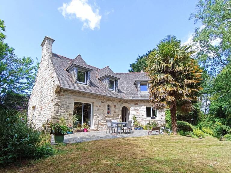 Maison d'architecte de 158m2 au cœur de la nature - Parcelle de 4940m2 boisée et fleurie  Charme & sérénité — photo 1