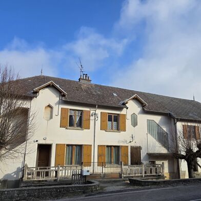 Maison 15 pièces 330000 €