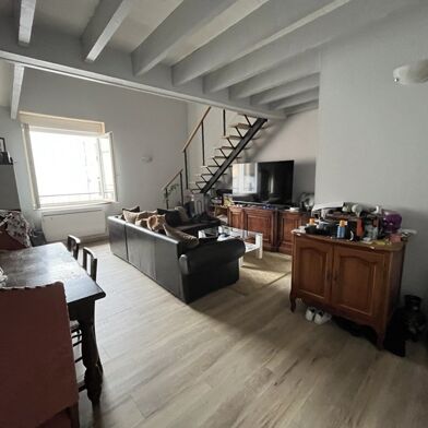 Appartement 4 pièces 150500 €