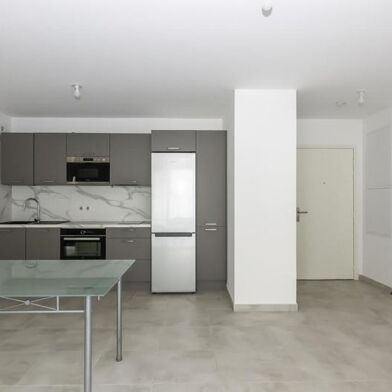 Appartement 2 pièces 200000 €