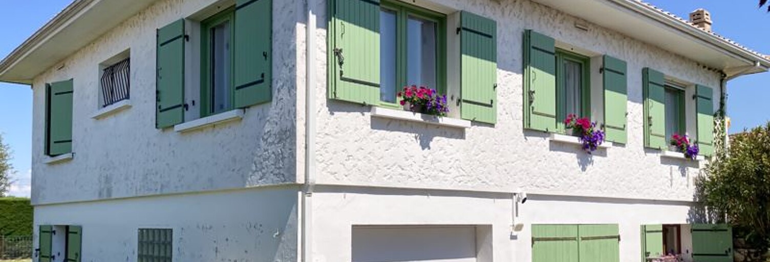 Maison 9 Pièces 125 m² à vendre à Ambarès-et-Lagrave (33440)