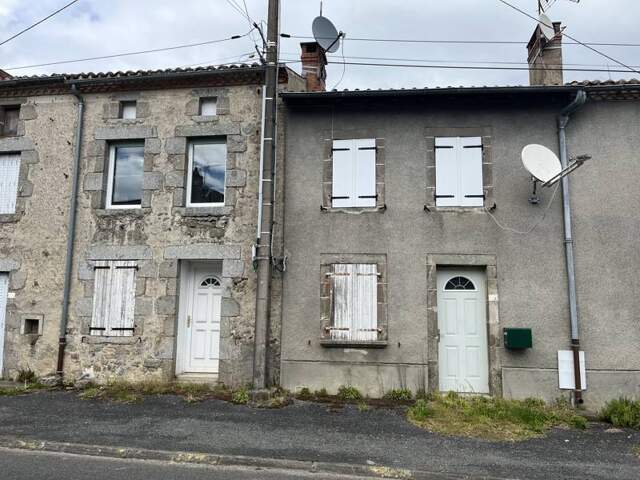 Maison de bourg de 3 pièces principales — photo du bien