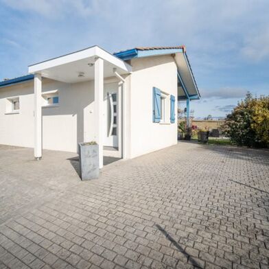 Maison 4 pièces 348480 €