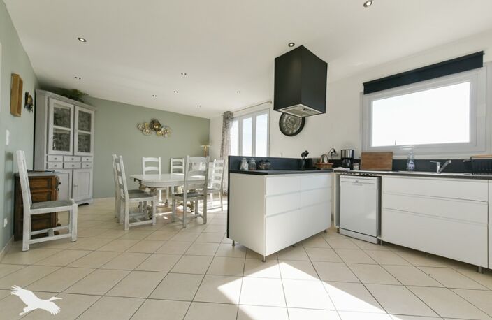 Vente maison 4 pièces 113 m² Veuzain-sur-Loire (41150) — photo 2