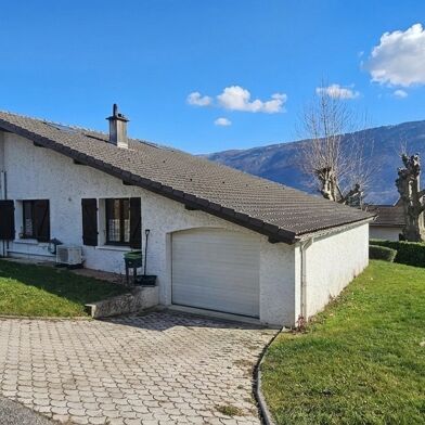 Maison 6 pièces 740000 €