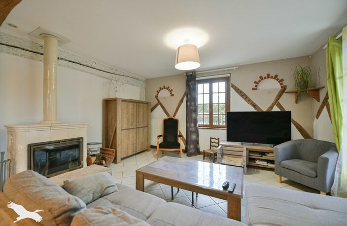 Maison en pierre de 7 pièces principales — photo 2