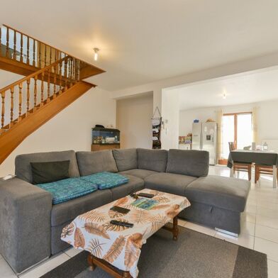 Maison 5 pièces 270810 €