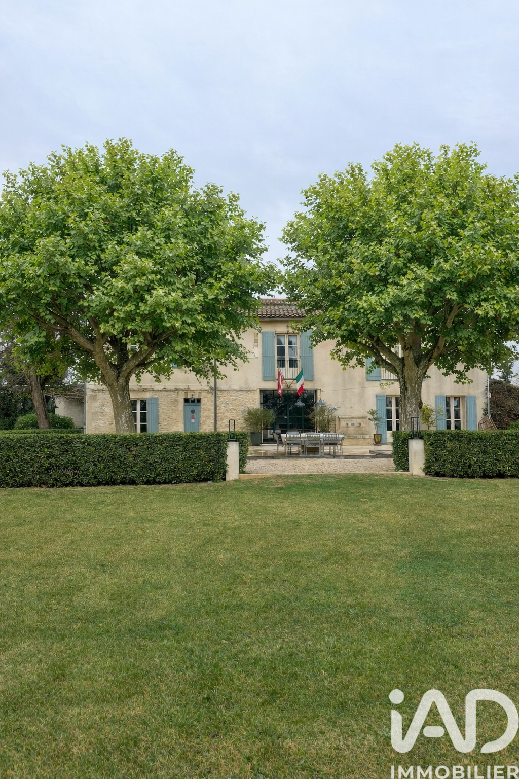 Maison à vendre, 8 pièces, 332 m², Eyragues