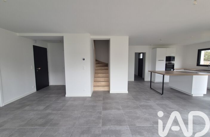 Vente Maison/villa 5 pièces — photo 5