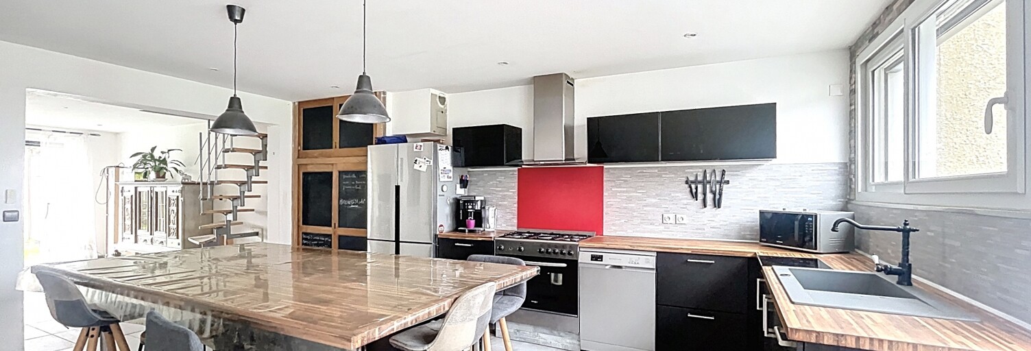 Maison 6 Pièces 181 m² à vendre à Dampierre-le-Château (51330)