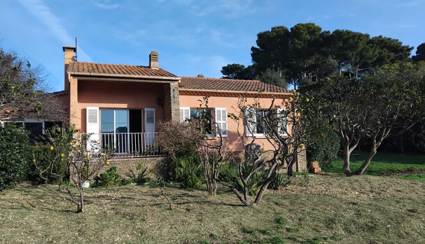 Villa / Maison 7 pièces  à vendre Giens 83400