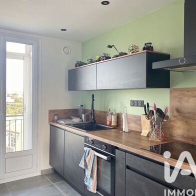 Appartement 3 pièces 144000 €