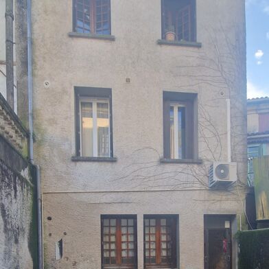 Immeuble  296000 €