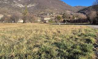 Terrain  628 m² à vendre à Les Omergues (04200)