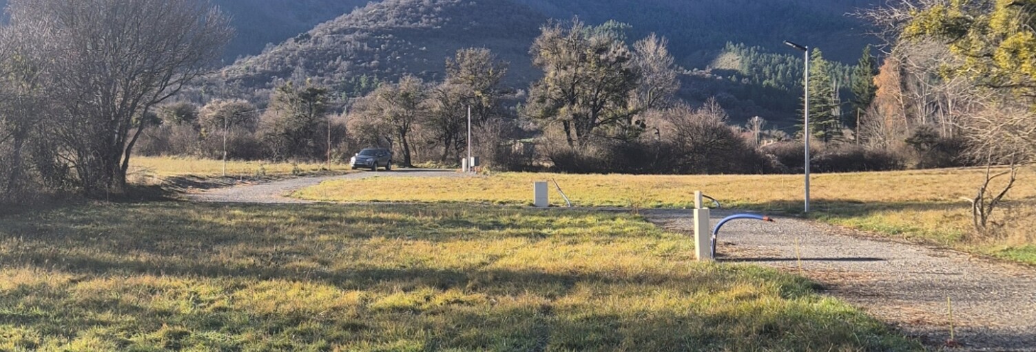 Terrain  493 m² à vendre à Les Omergues (04200)