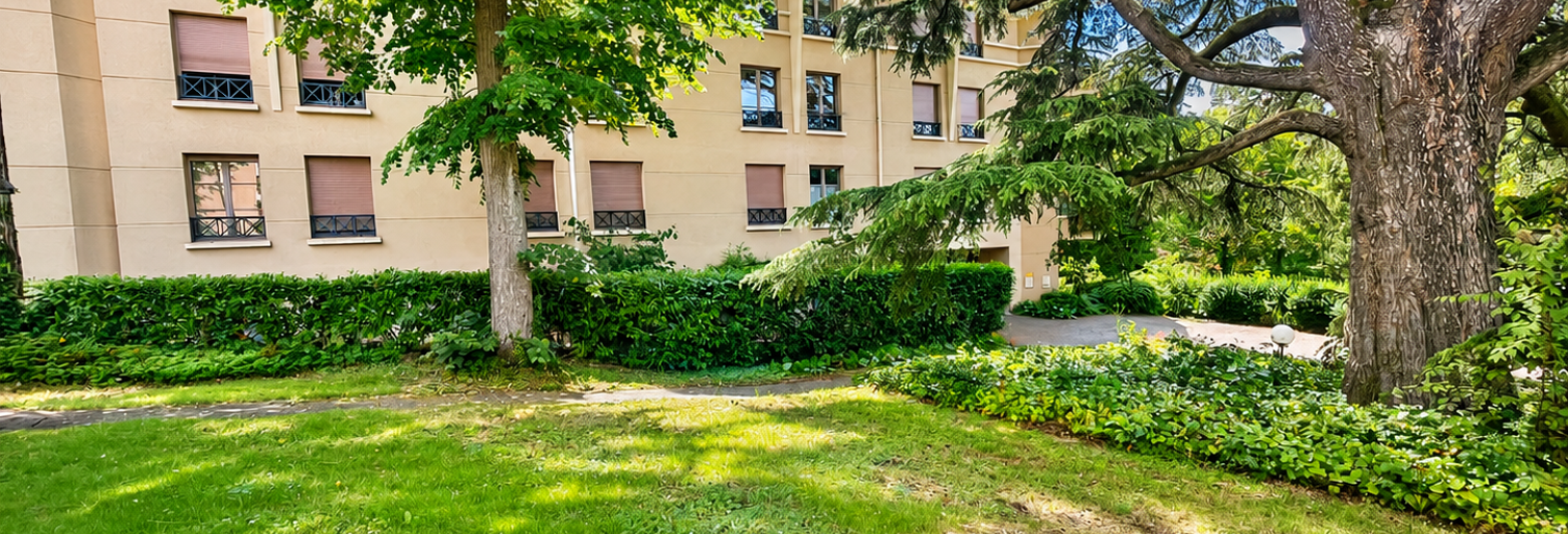 Appartement 7 Pièces 160 m² à vendre à Écully (69130)