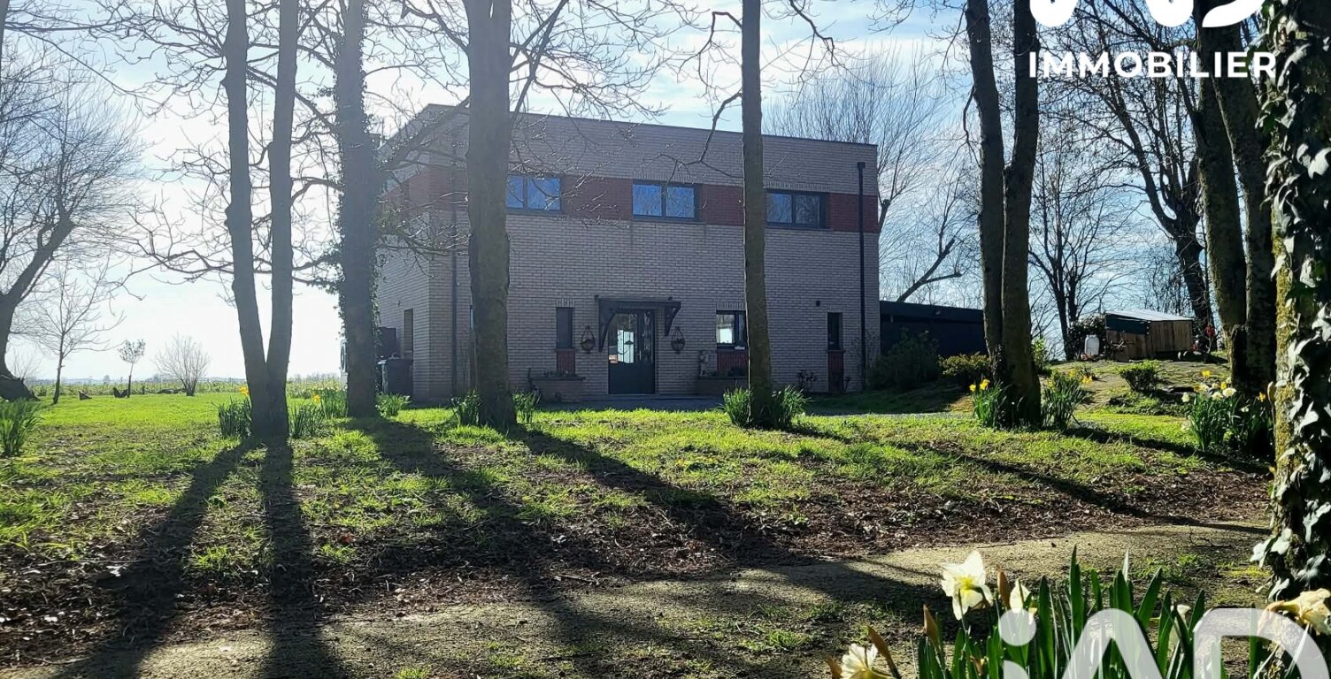 Vente Maison/villa 8 pièces — photo 1