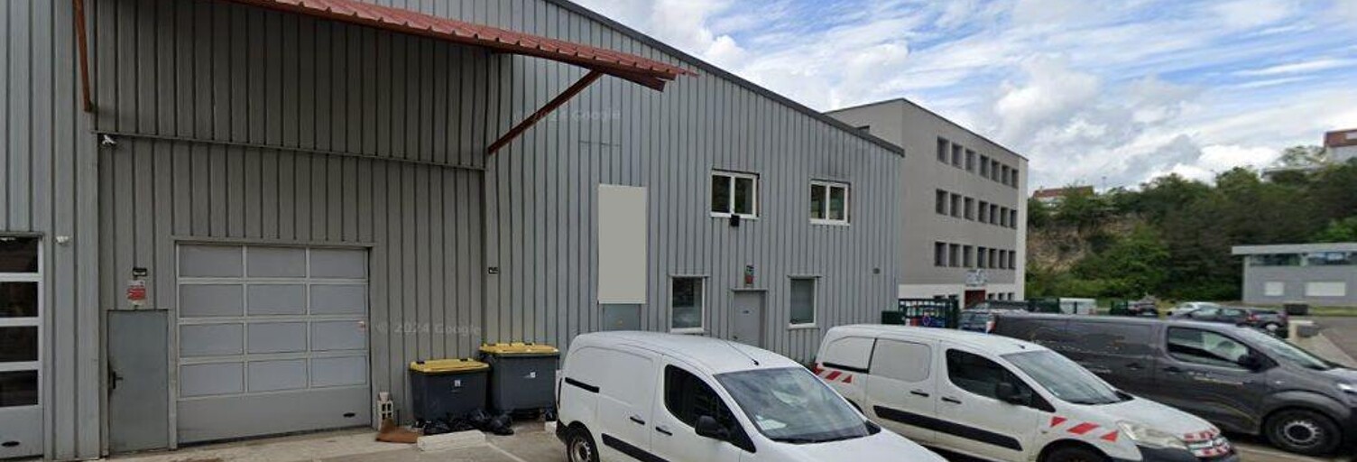Commerce  330 m² à louer à Besançon (25000)