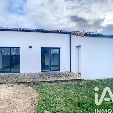 Maison 4 pièces 1100 €